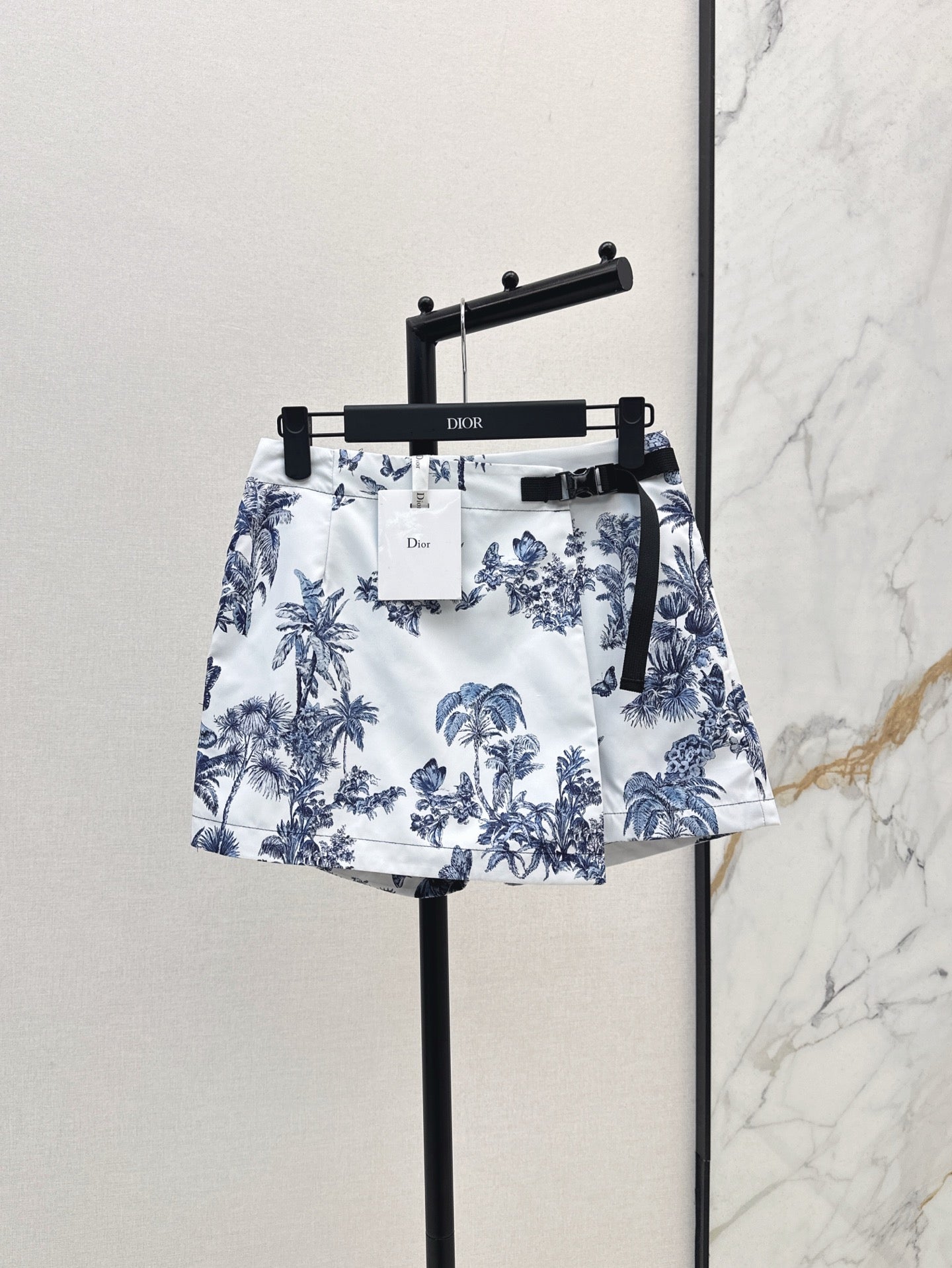 CD 25SS print shorts