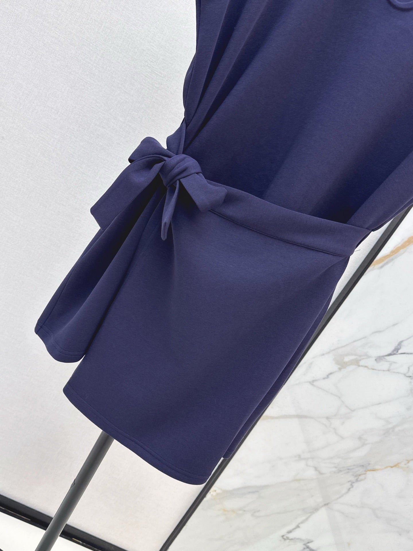 Guc 25ss embossed dress