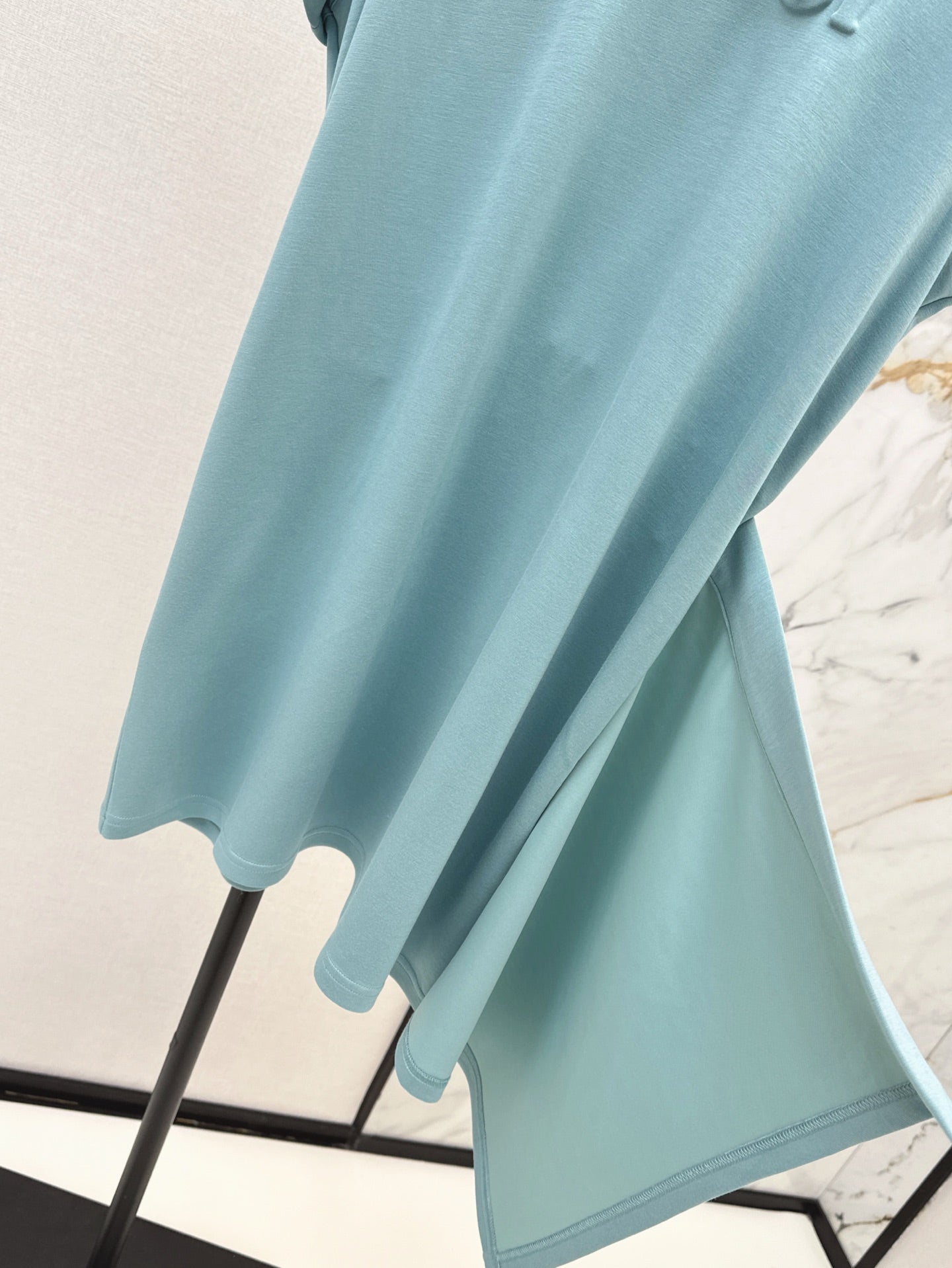 Guc 25ss embossed dress