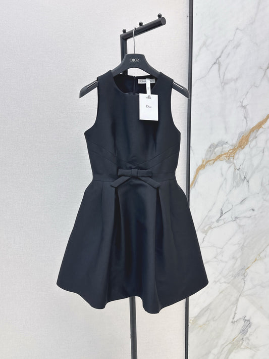 CD 25SS sleeveless dress