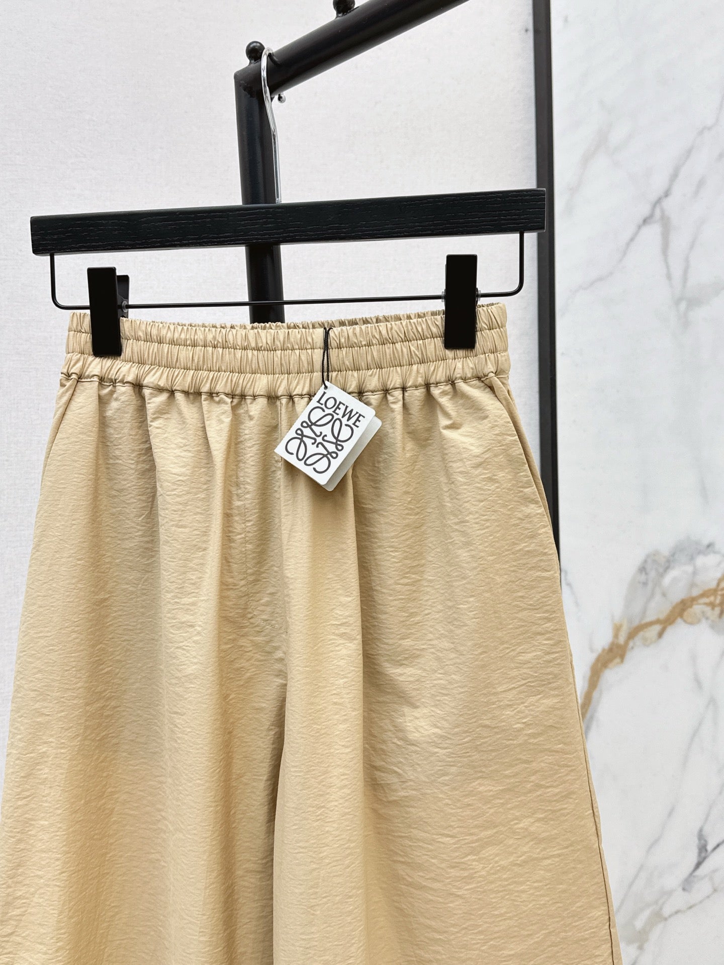 Loe 25ss ankle pants