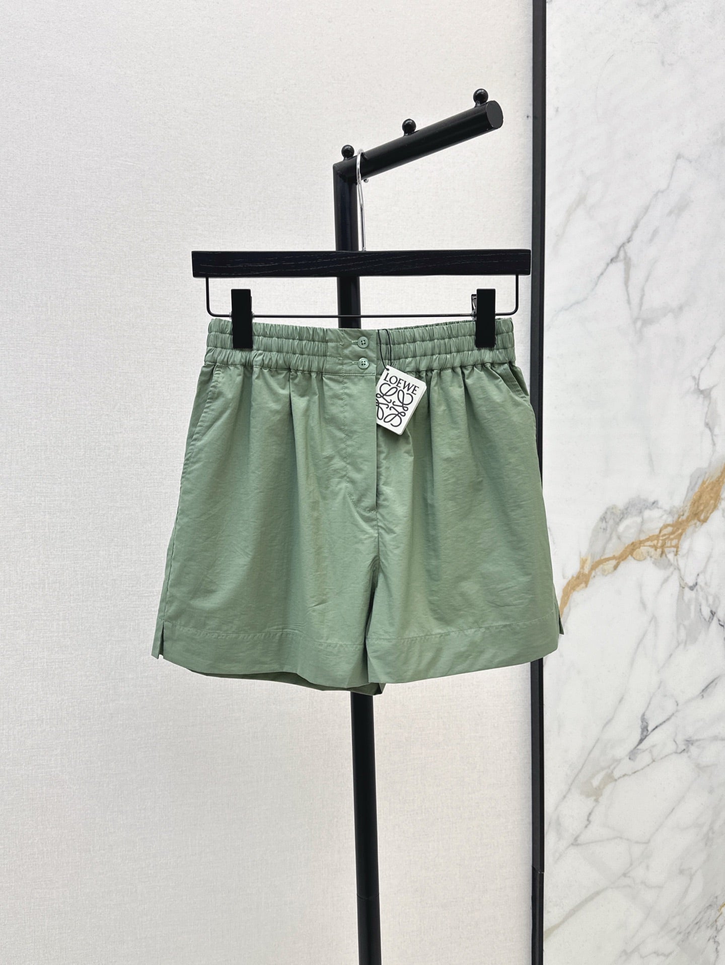 Loe 25ss embroidered short