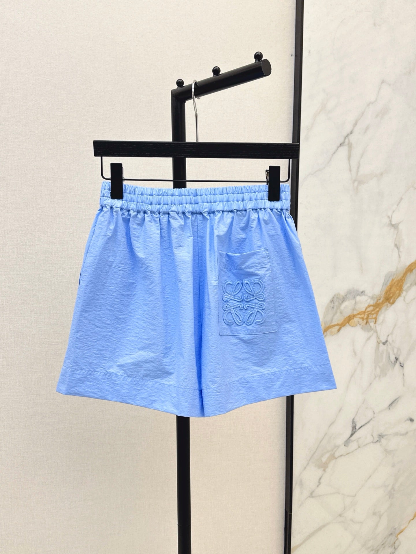 Loe 25ss embroidered short