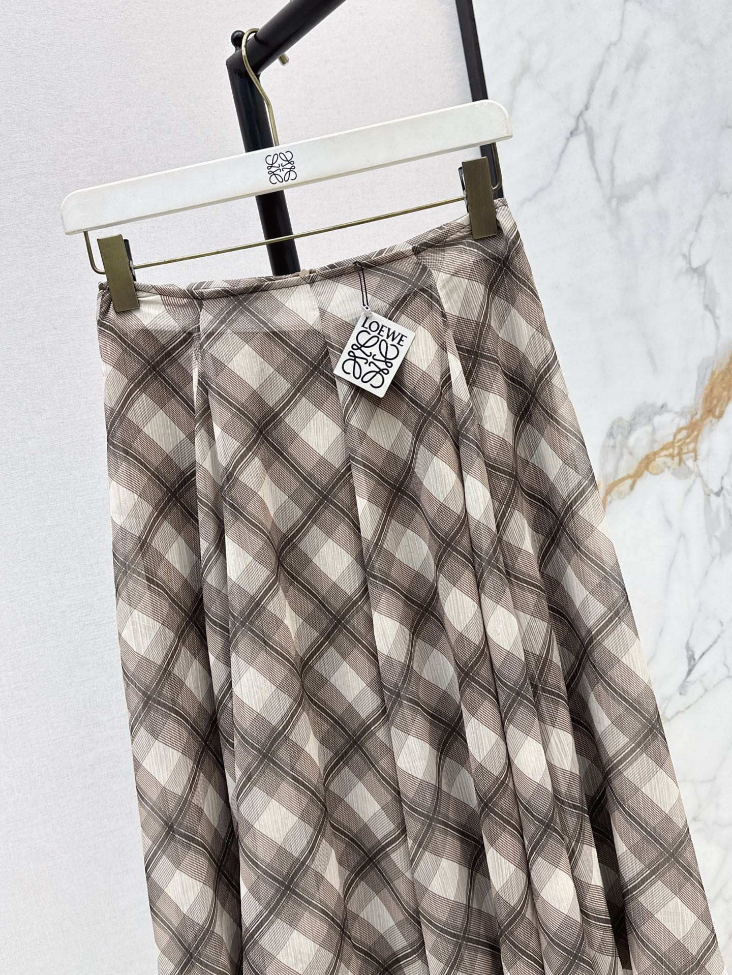 Loe 25ss ruffle skirt