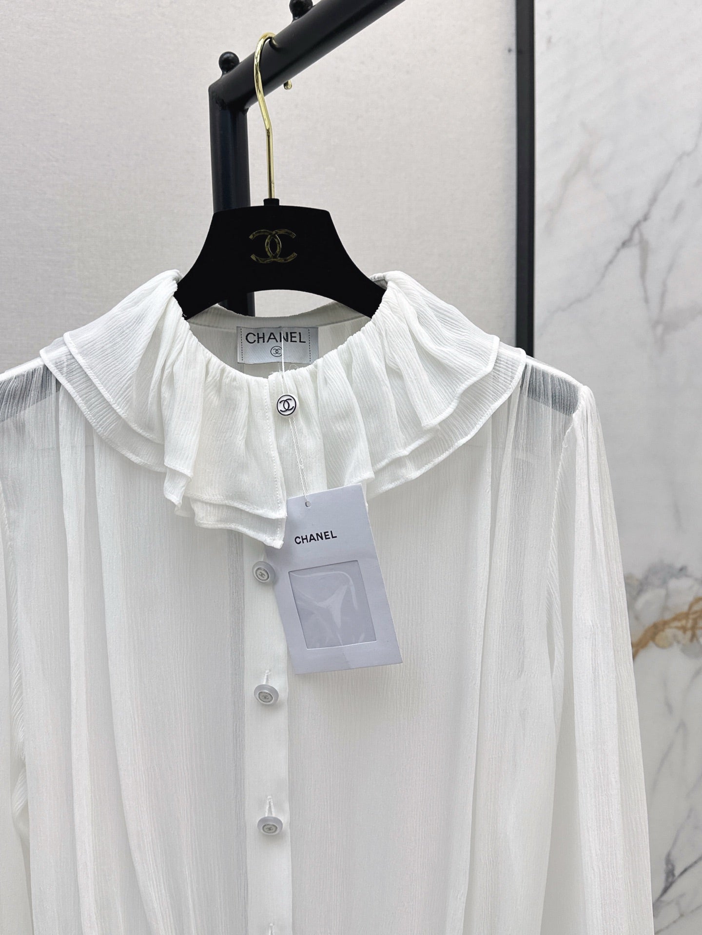 Chan 25ss ruffle Silk shirt
