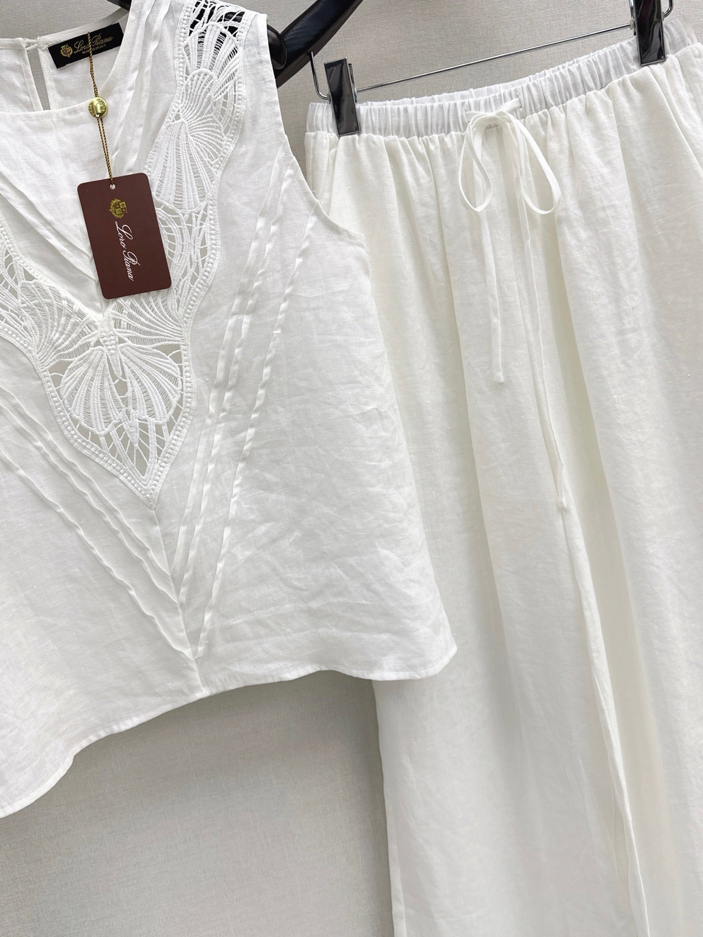 Loro 25ss linen suit
