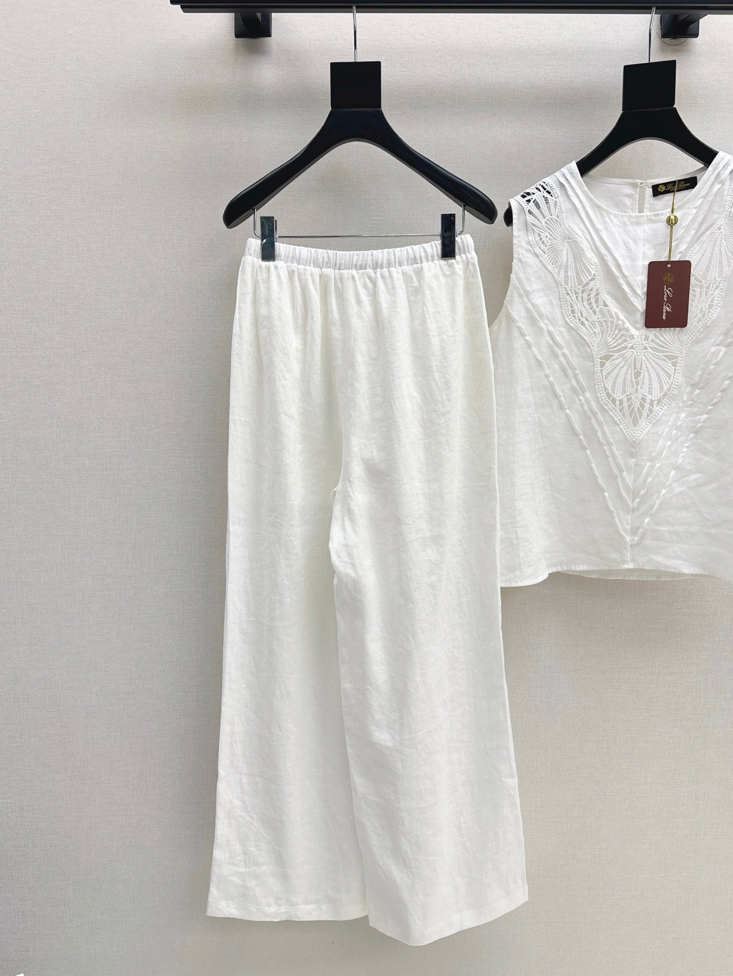 Loro 25ss linen suit