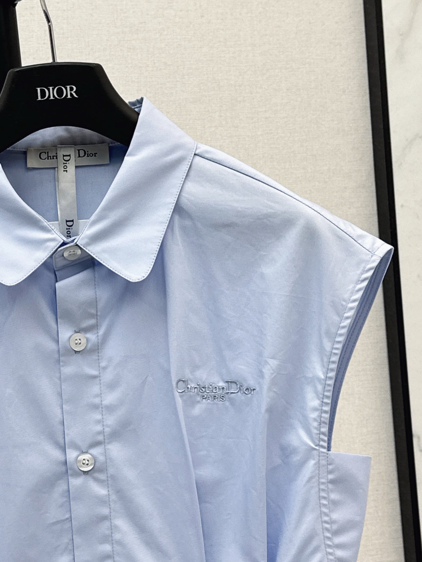 CD 25ss sleeveless shirt