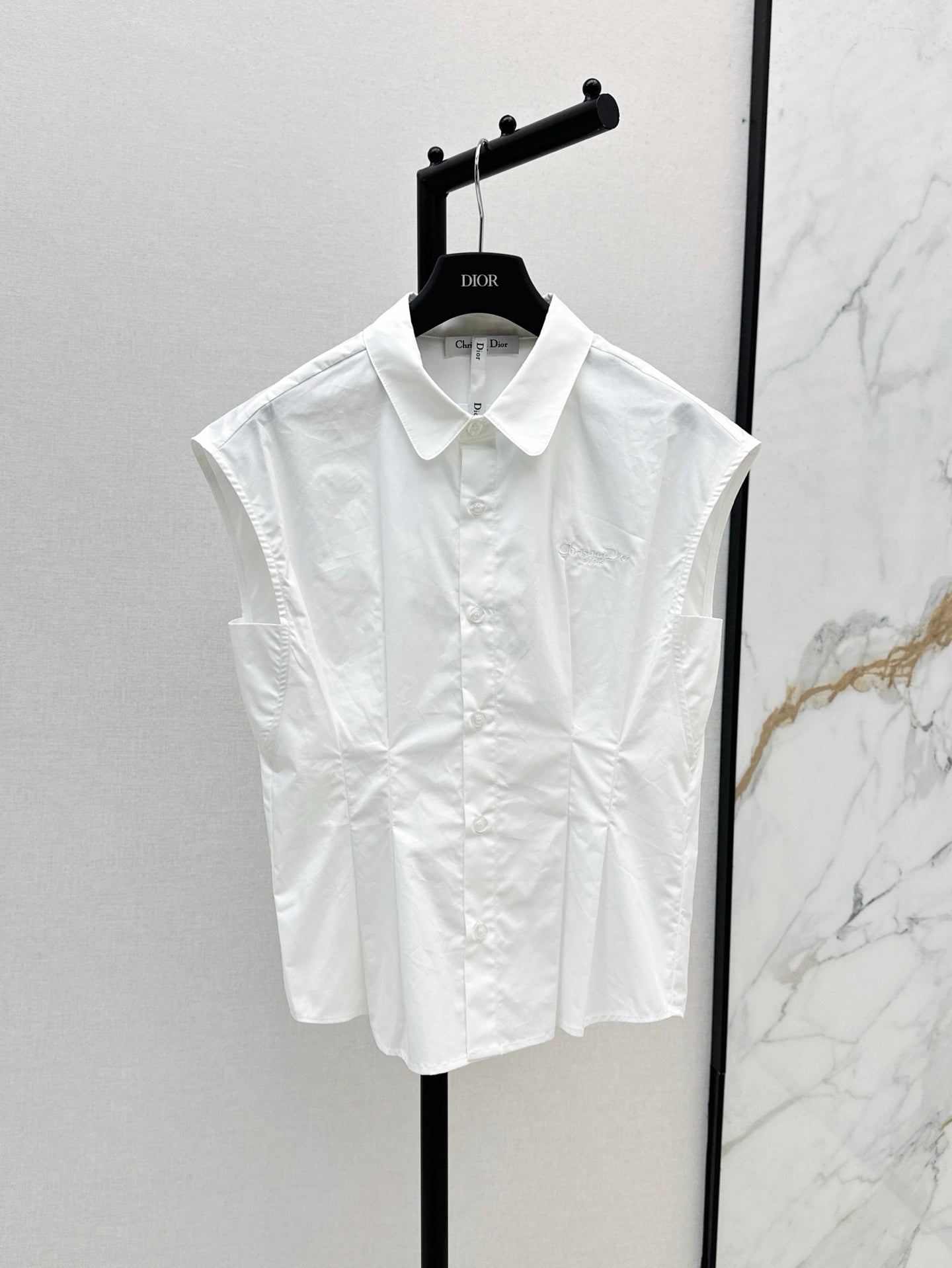 CD 25ss sleeveless shirt