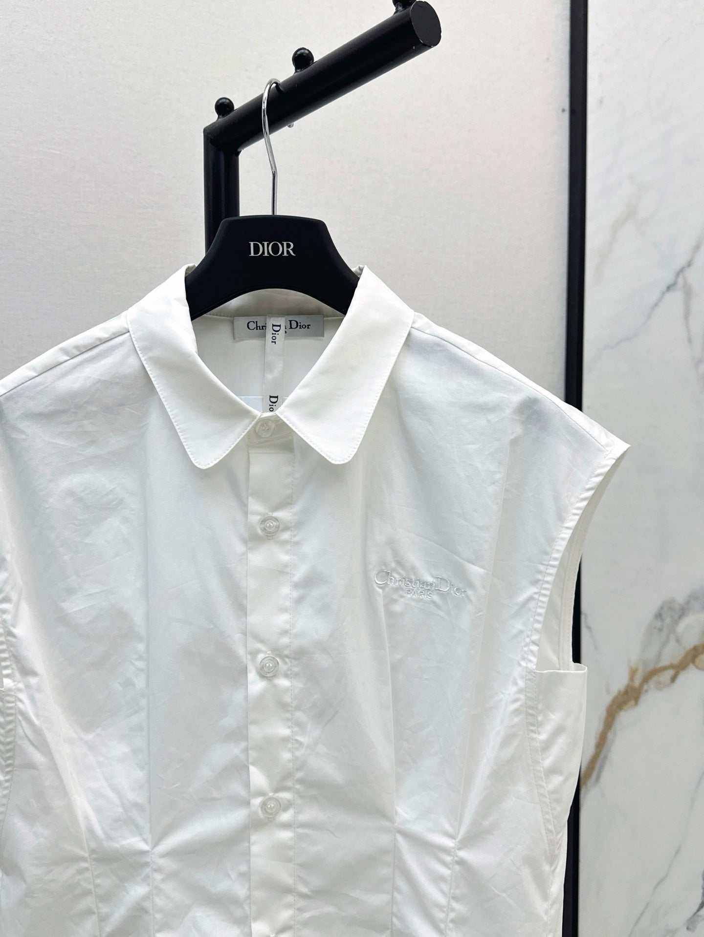 CD 25ss sleeveless shirt