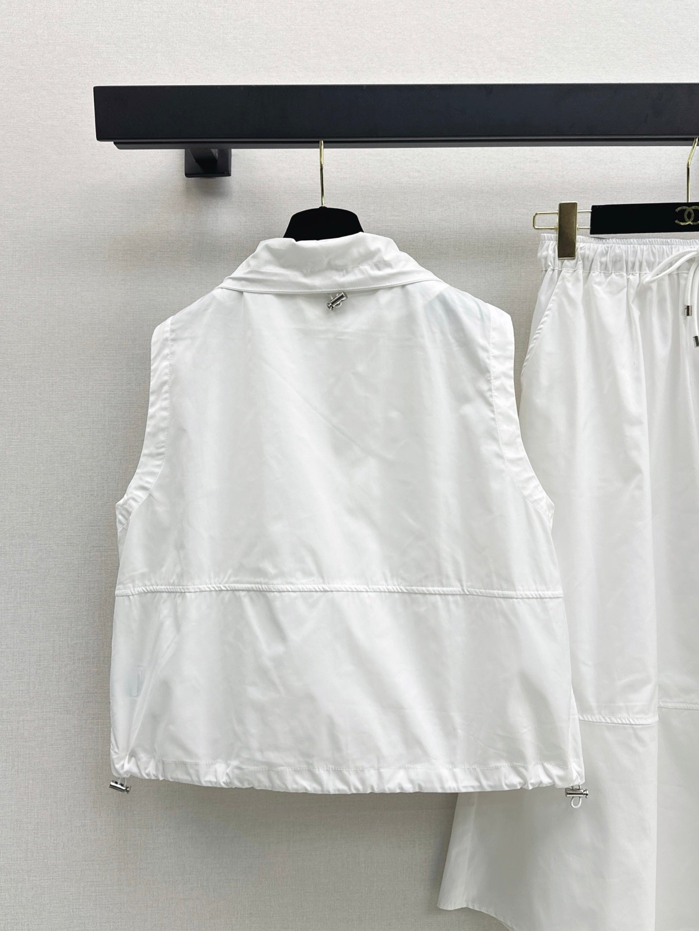 Chan 25ss vest skirt set