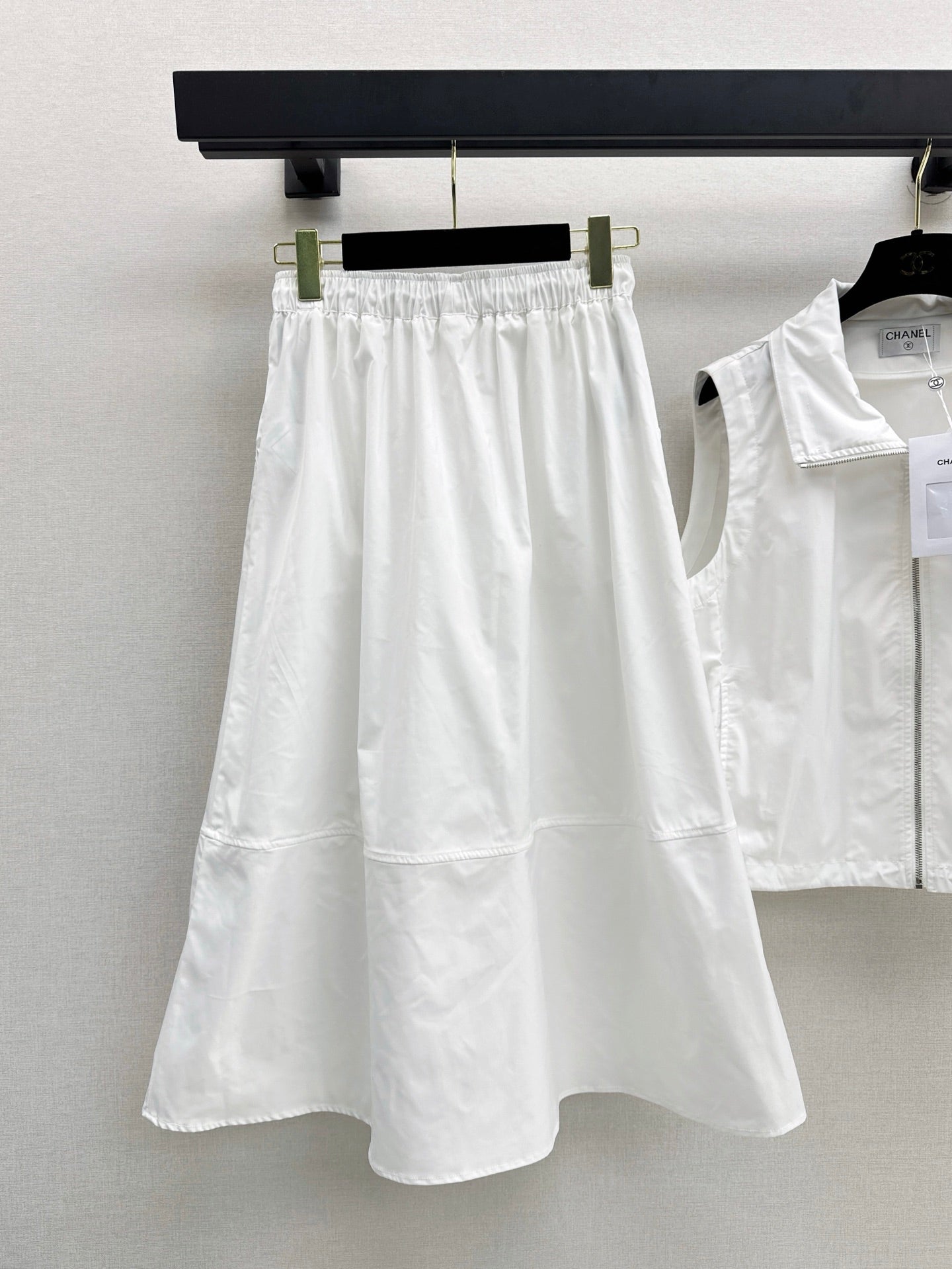 Chan 25ss vest skirt set