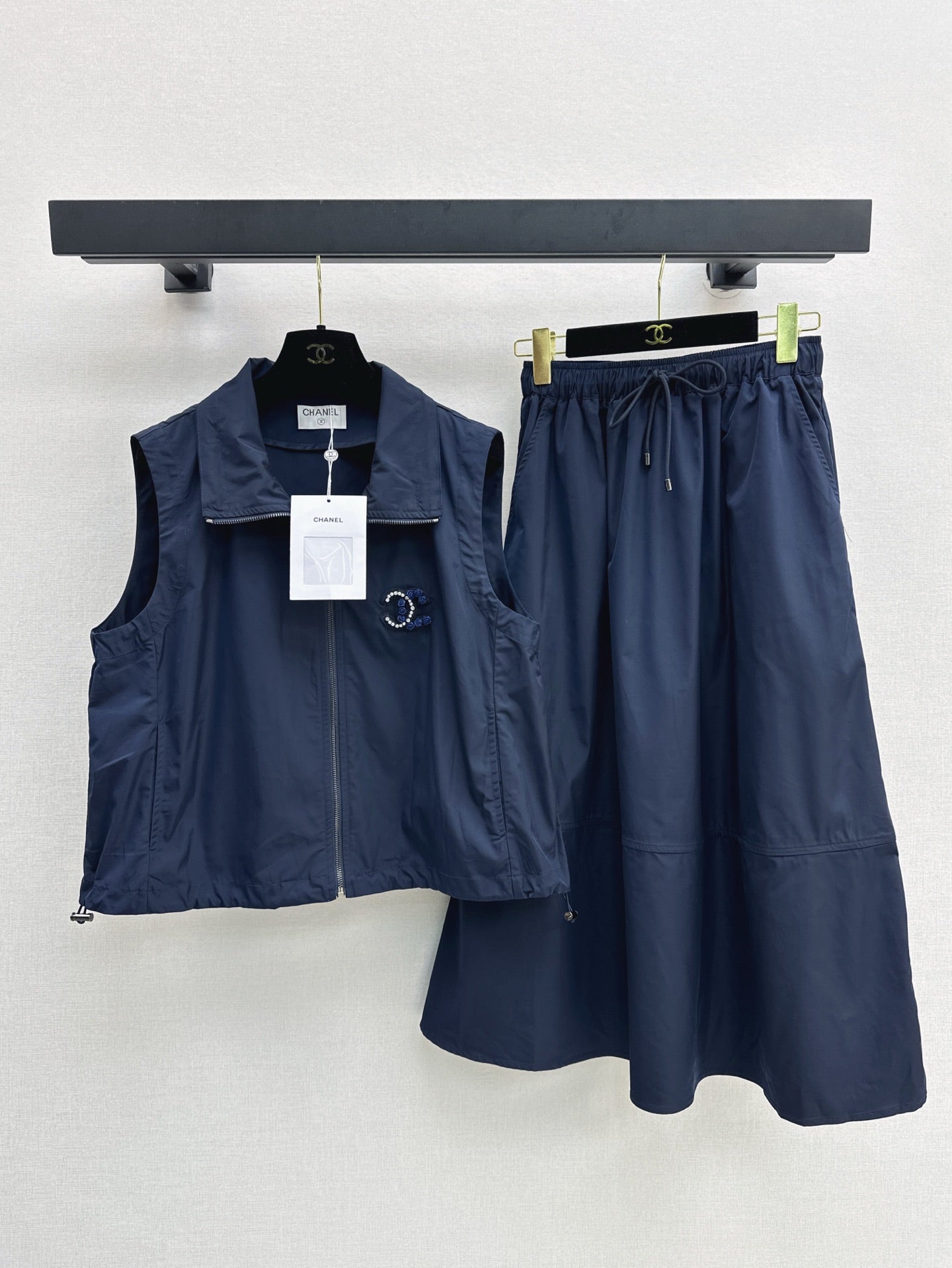 Chan 25ss vest skirt set