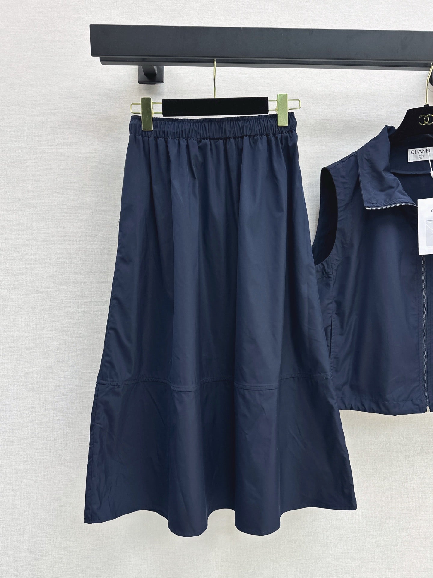 Chan 25ss vest skirt set