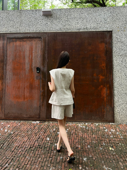Loro 25ss linen vest