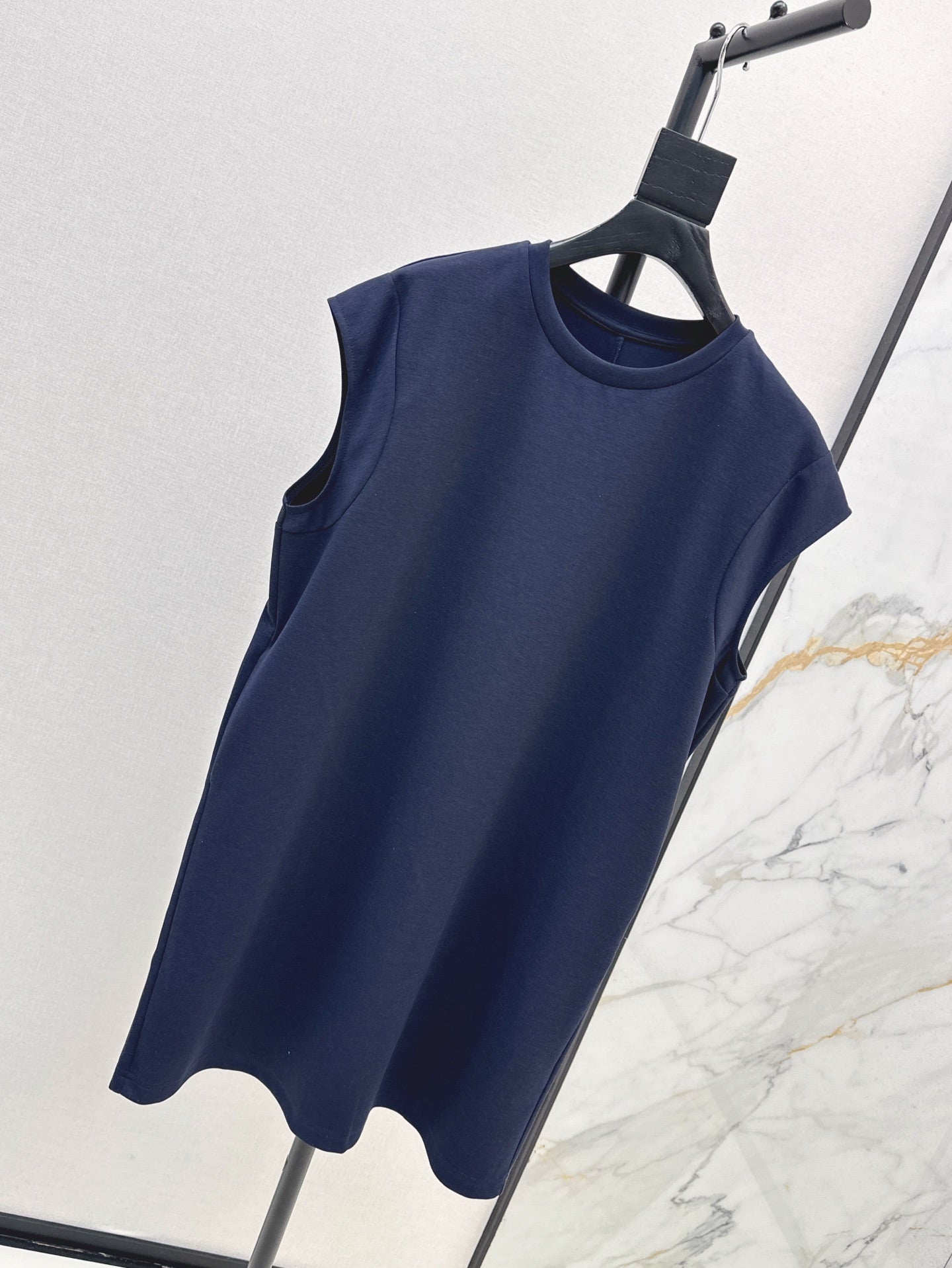 Margie 25ss sleeveless dress