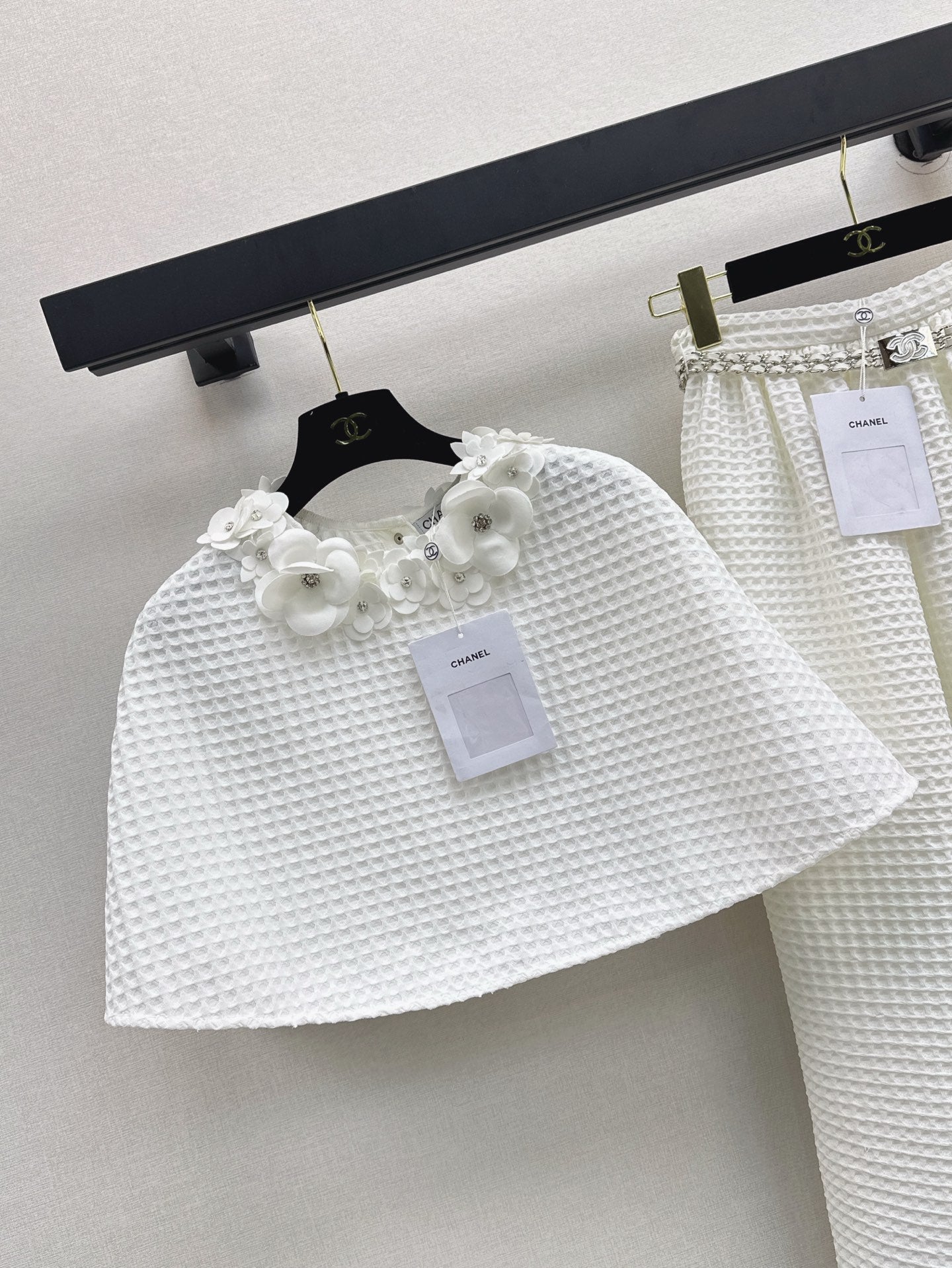 Chan 25ss woven cape top