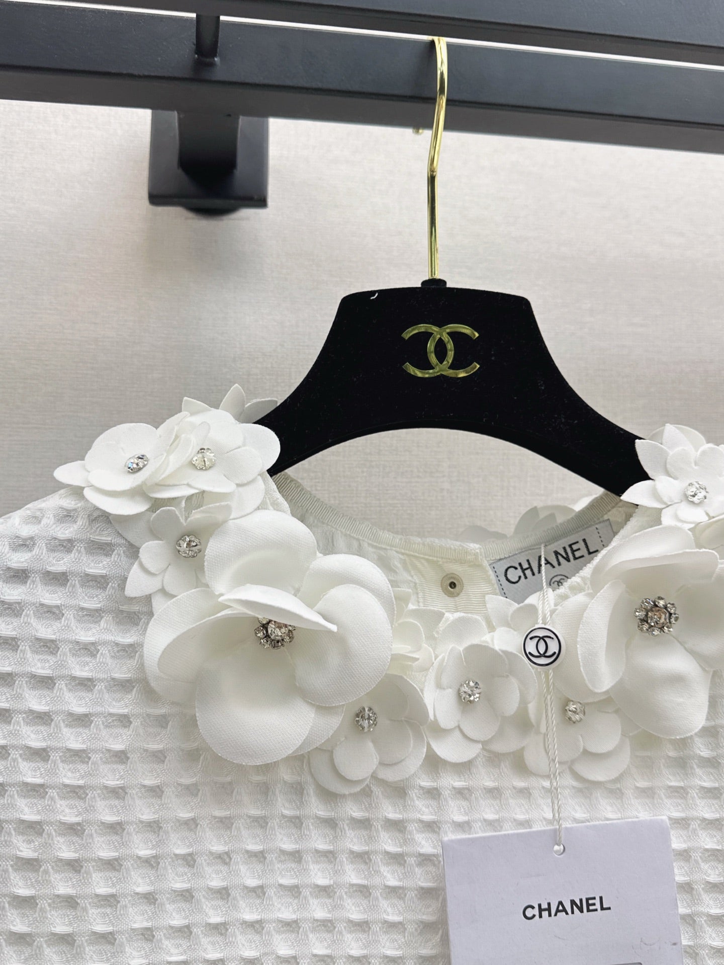 Chan 25ss woven cape top