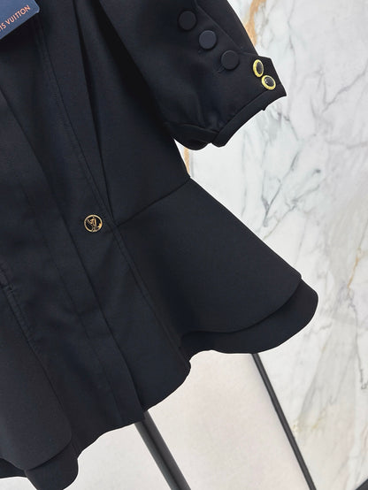 Louis 25ss ruffle coat