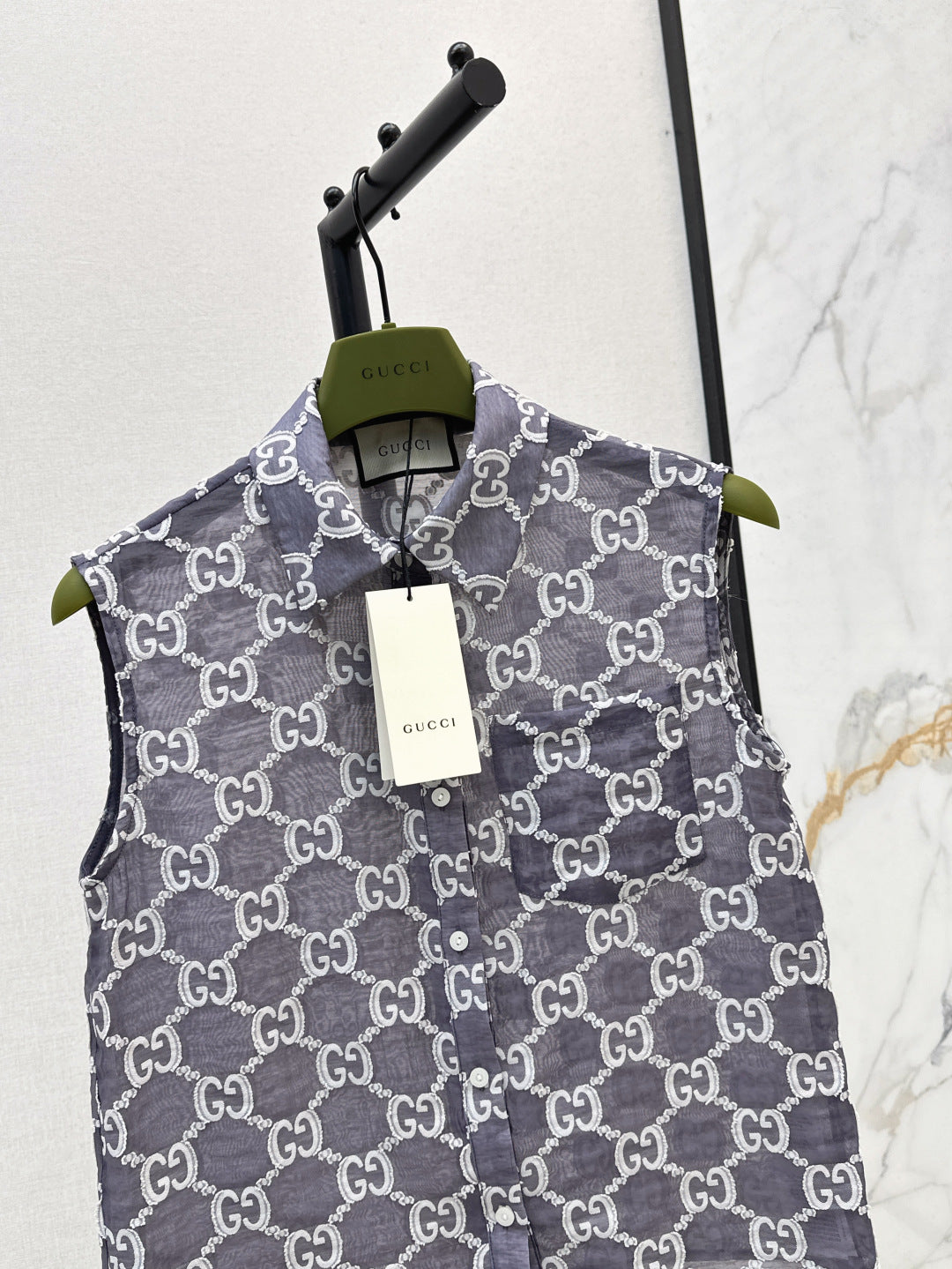 Gu 25ss jacquard lace vest