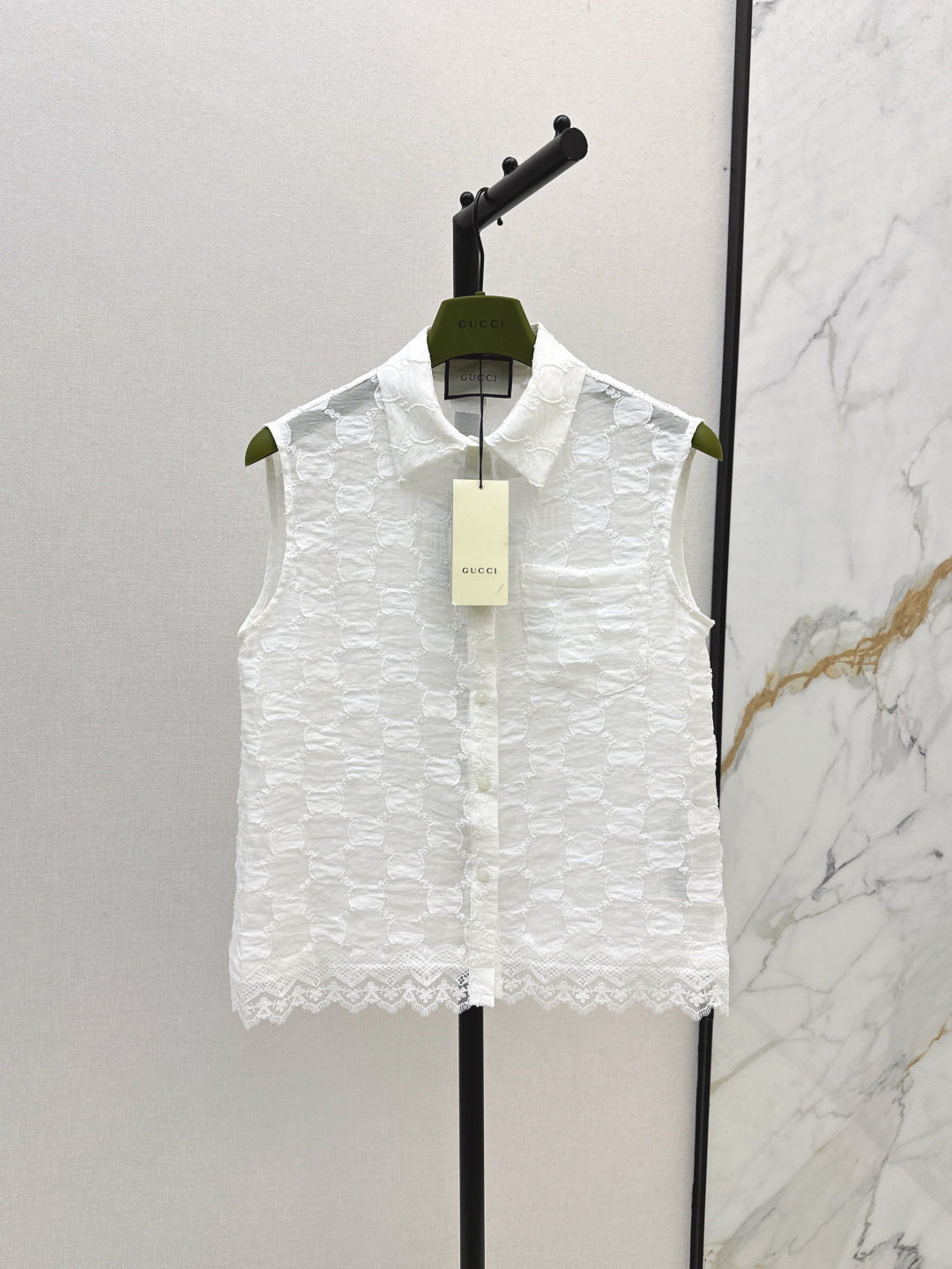 Gu 25ss jacquard lace vest