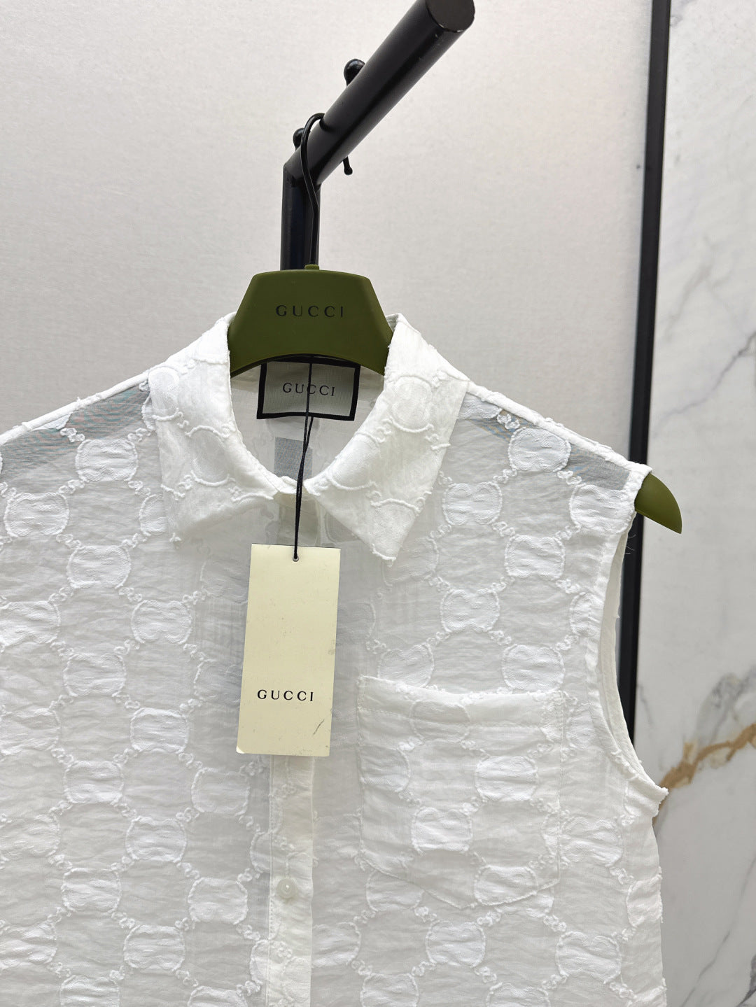 Gu 25ss jacquard lace vest