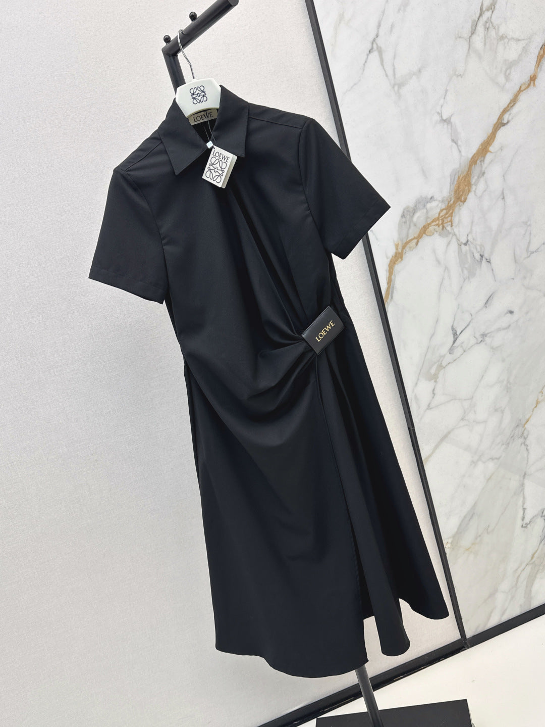 Loe 25ss pleated dress