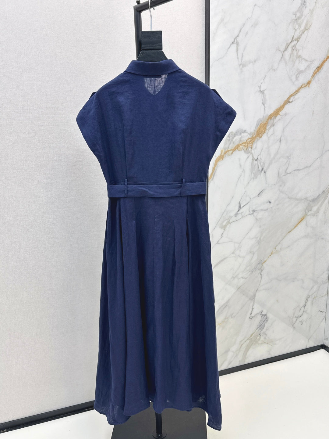Loro 25ss Linen dress