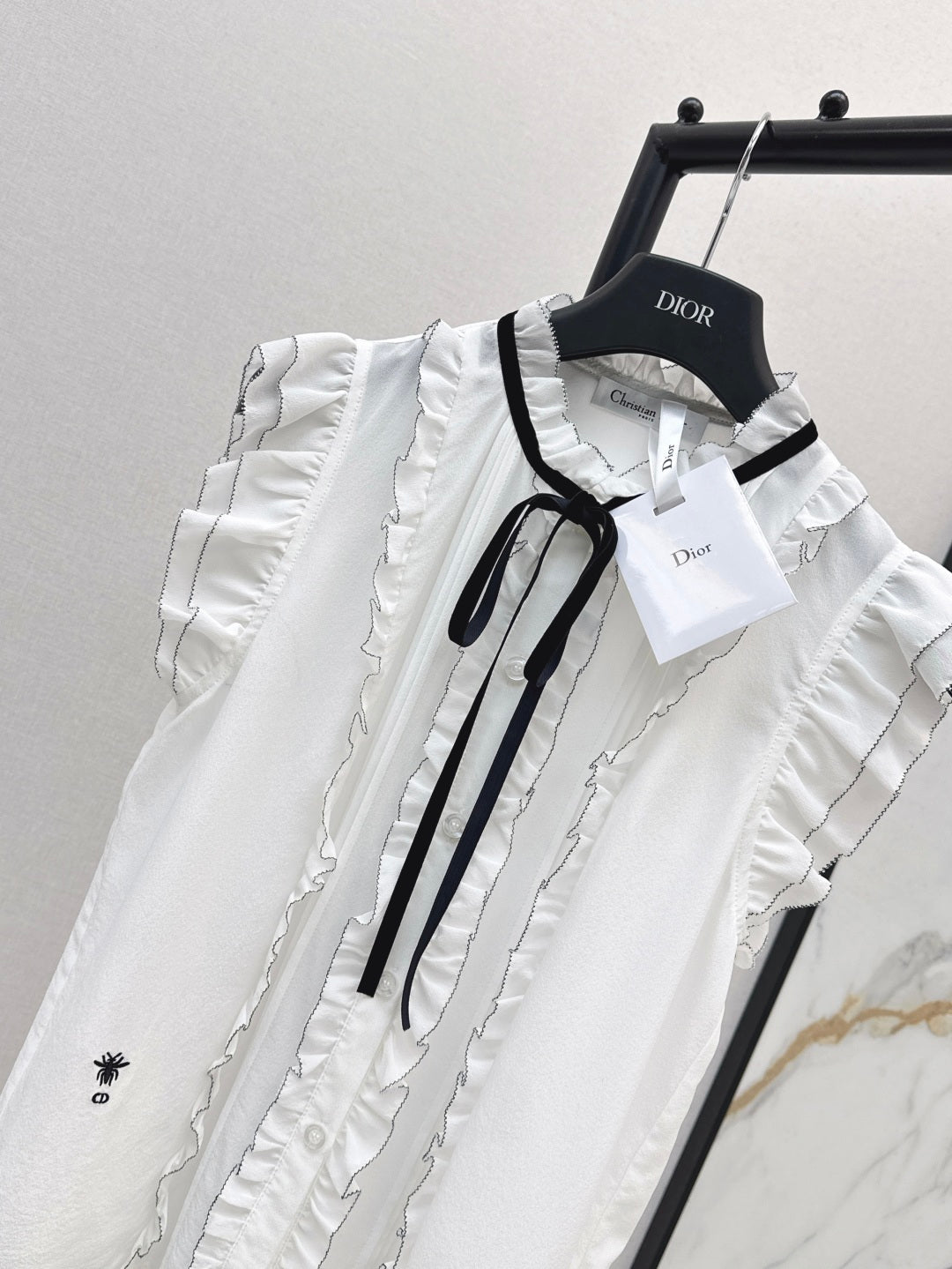 CD 25SS silk sleeveless shirt