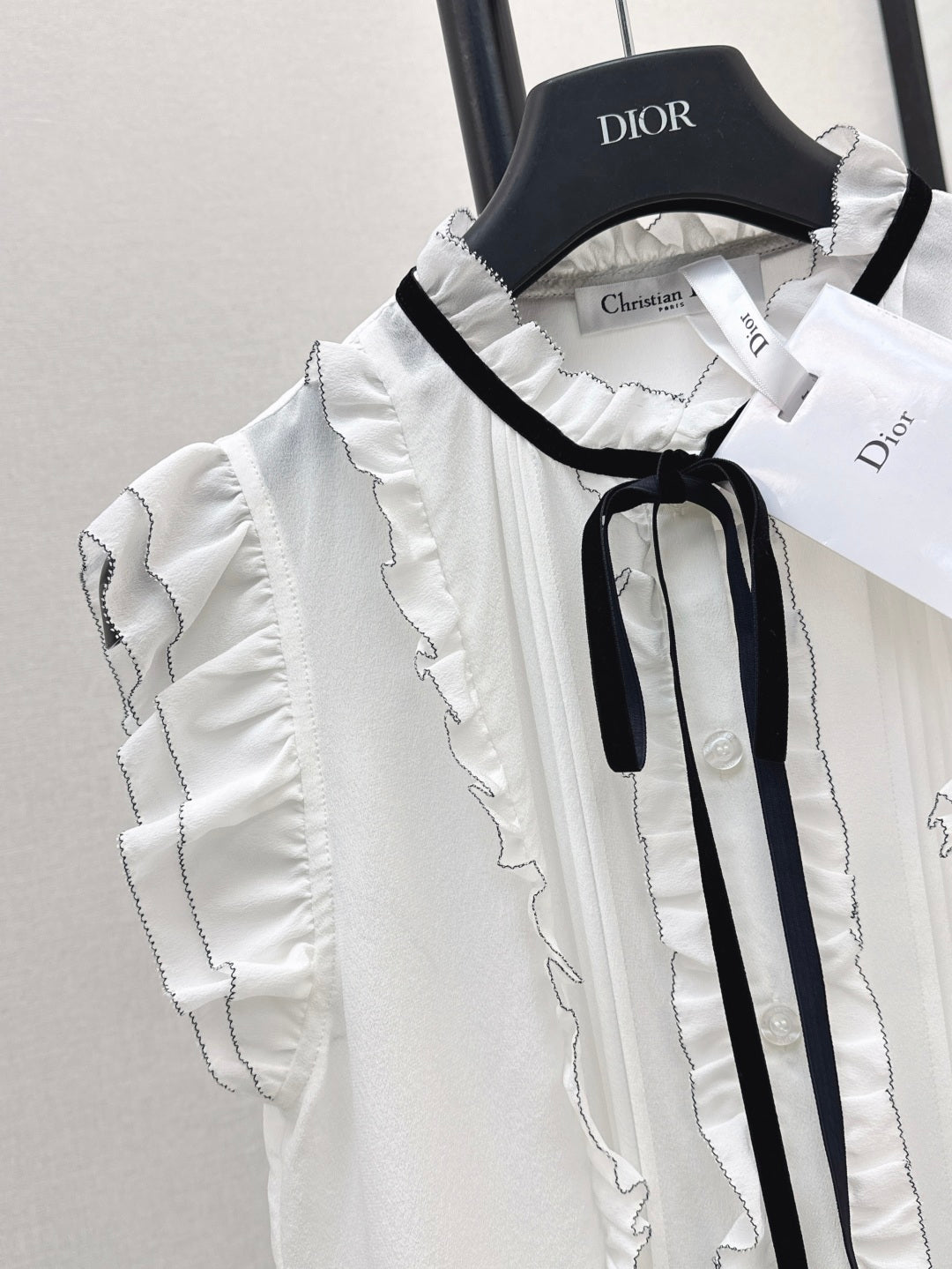 CD 25SS silk sleeveless shirt