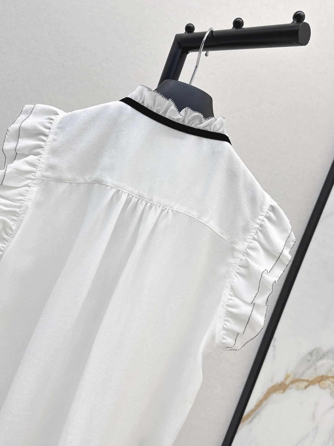 CD 25SS silk sleeveless shirt