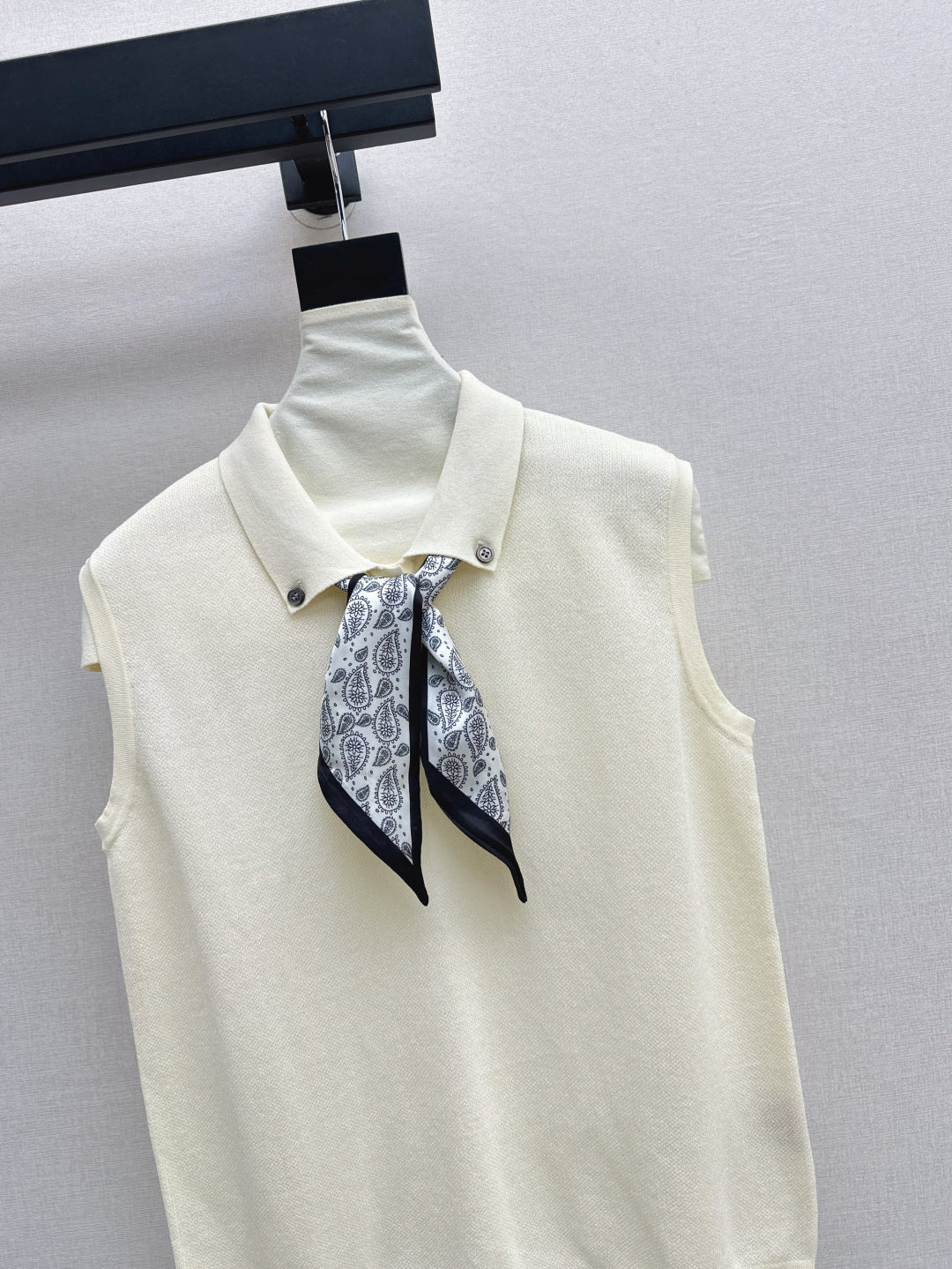 CD 25SS knit vest