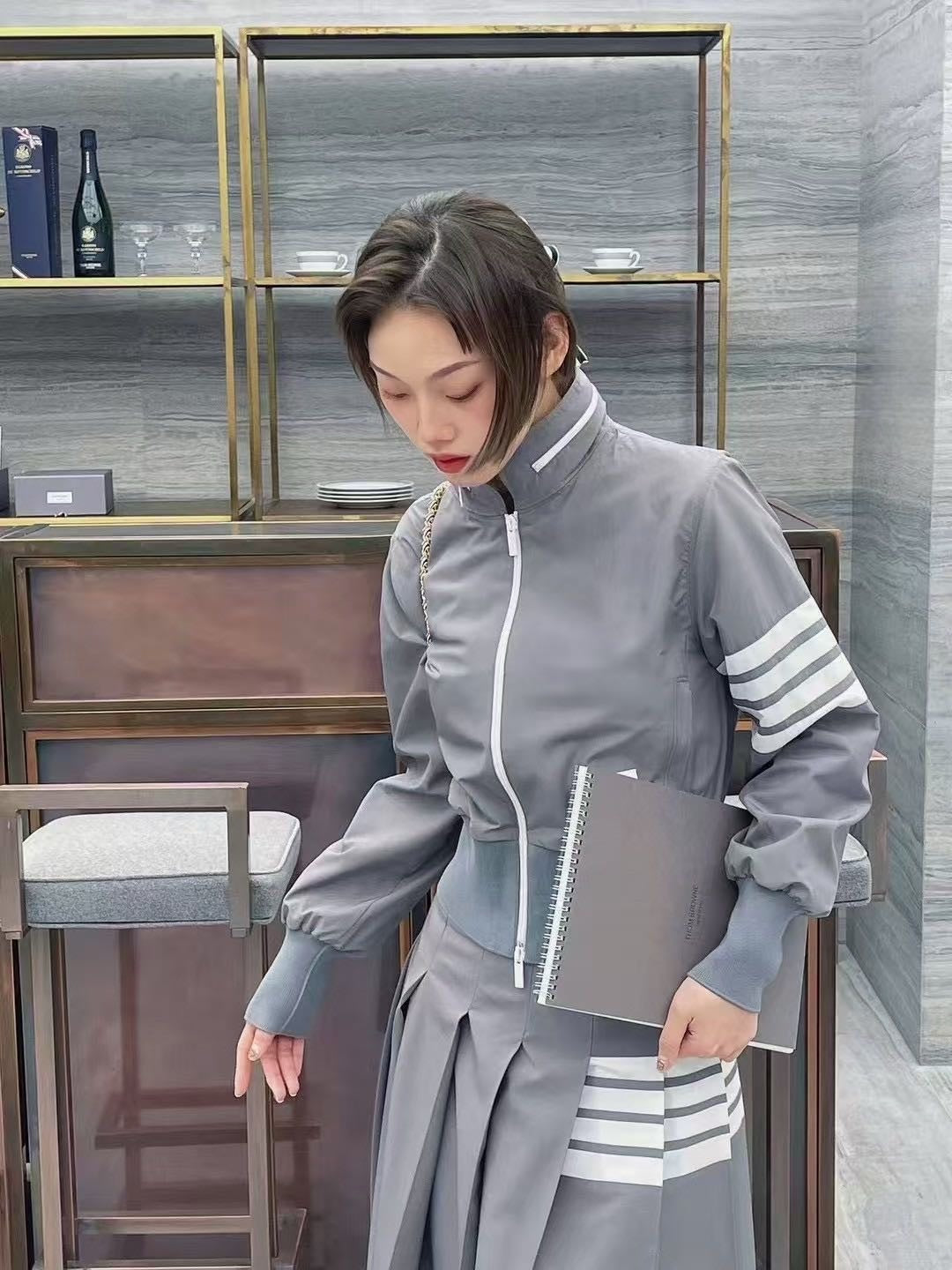 Thom 25ss jacket set