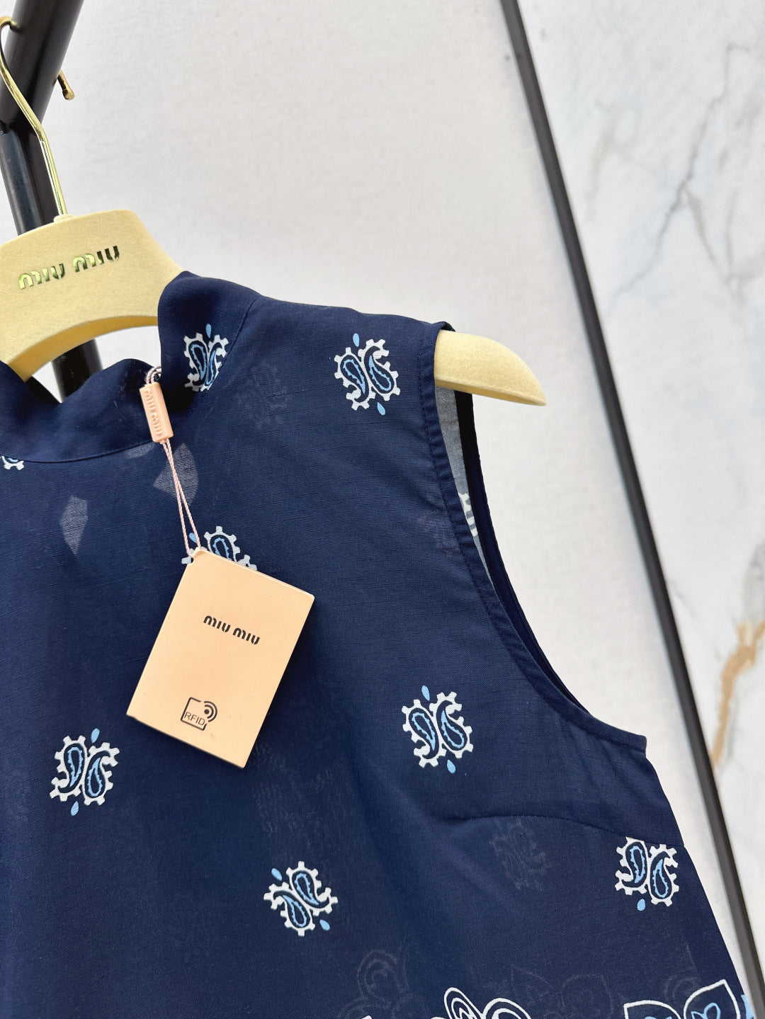 Miu 25ss Linen print vest