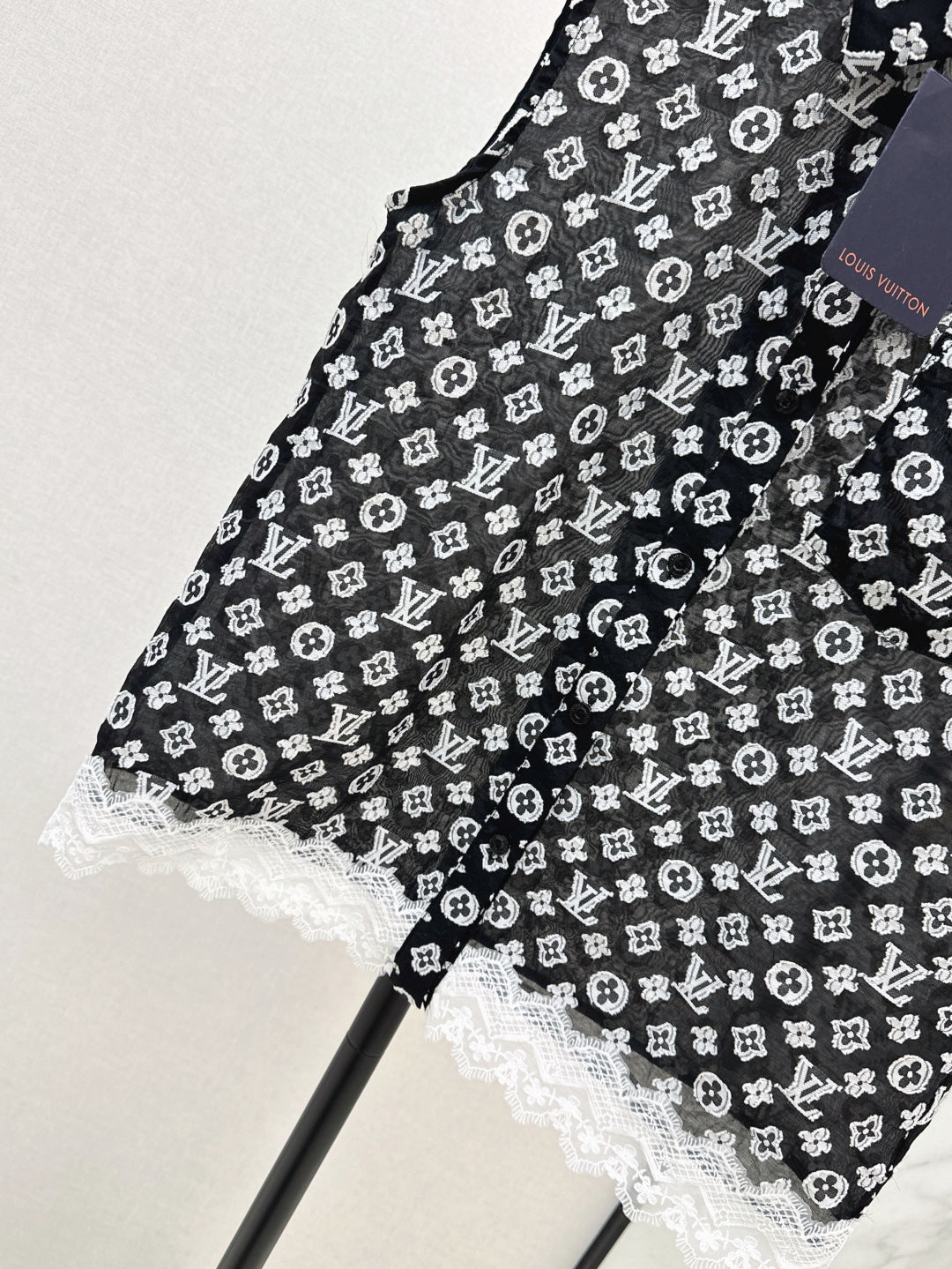 Louis 25ss lace vest