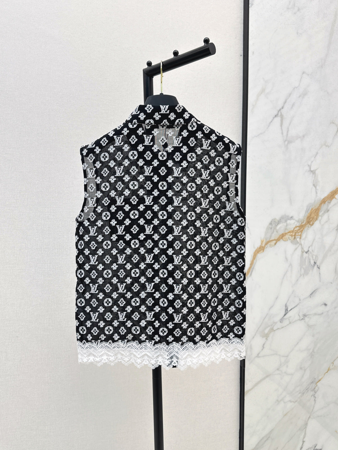 Louis 25ss lace vest