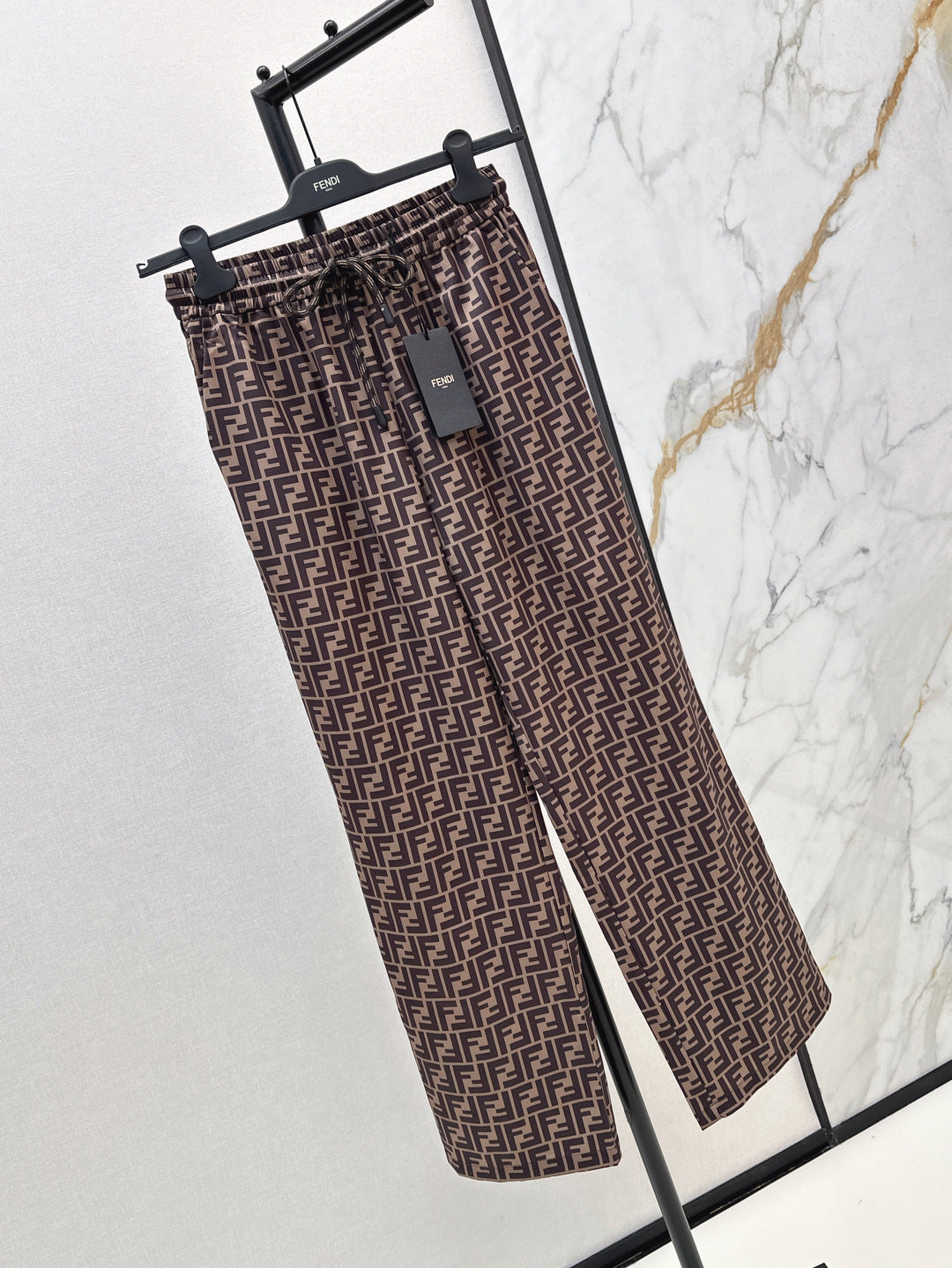 Fend 25ss print pants