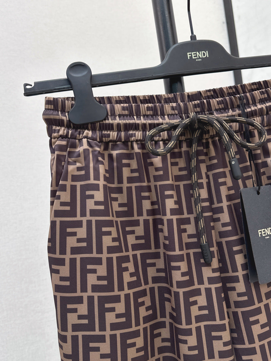 Fend 25ss print pants