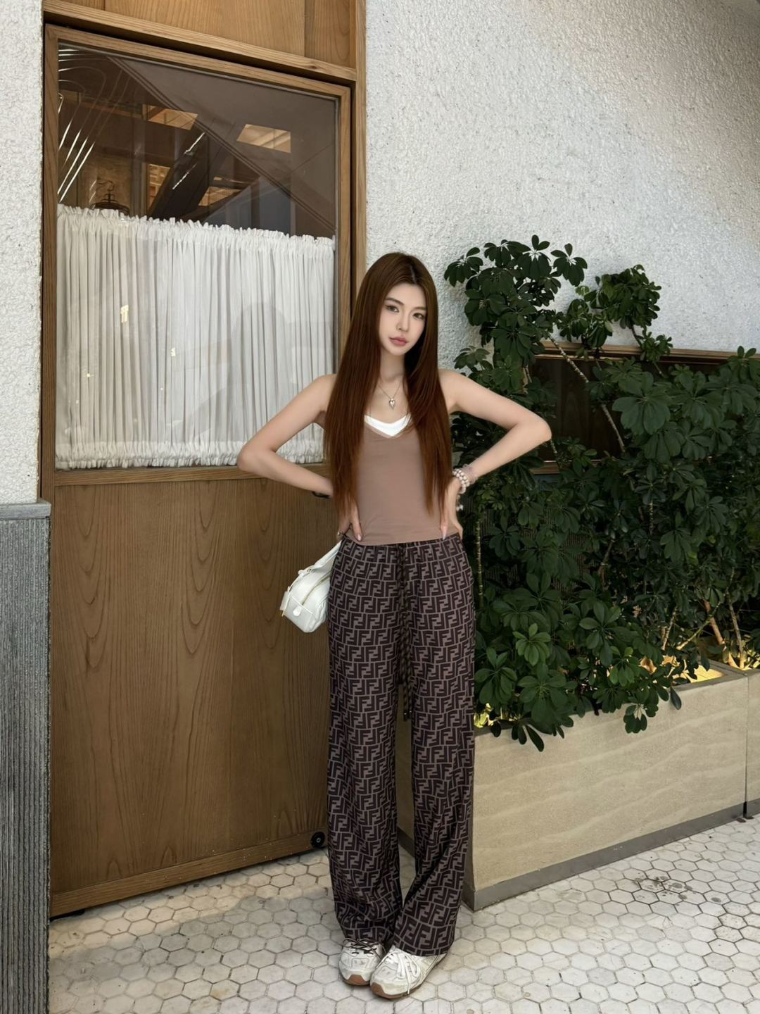 Fend 25ss print pants