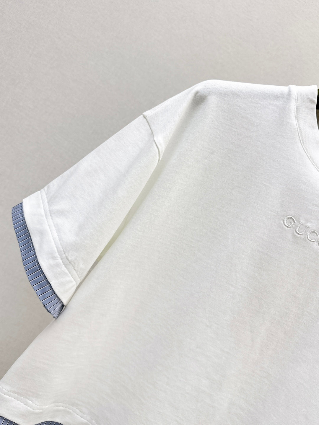 Guc 25ss embroidered t-shirt