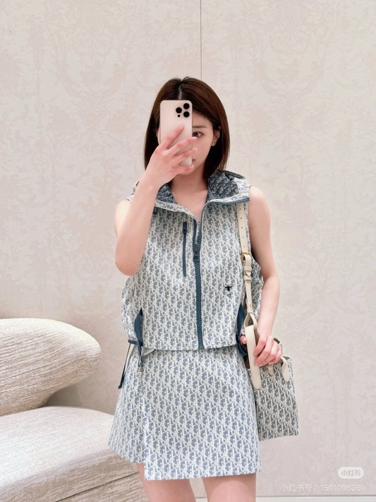 CD 25SS MISS D sleeveless jacket