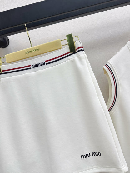 Miu 25ss vest skirt set