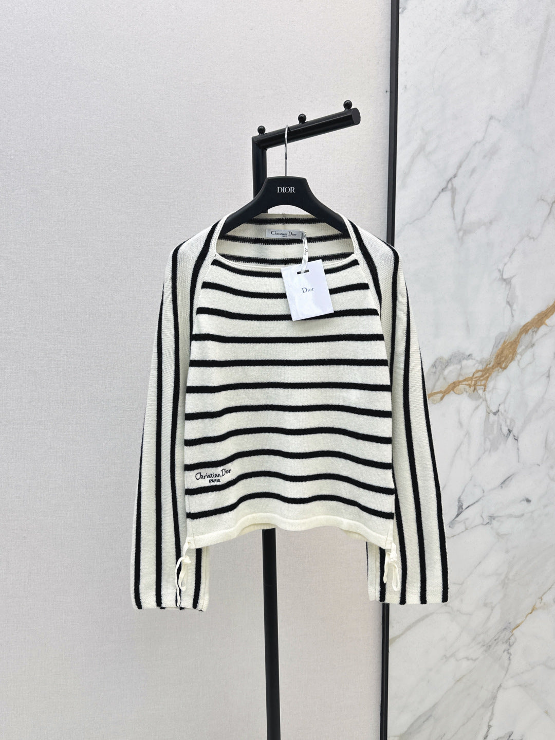 CD 25ss miss D sweater