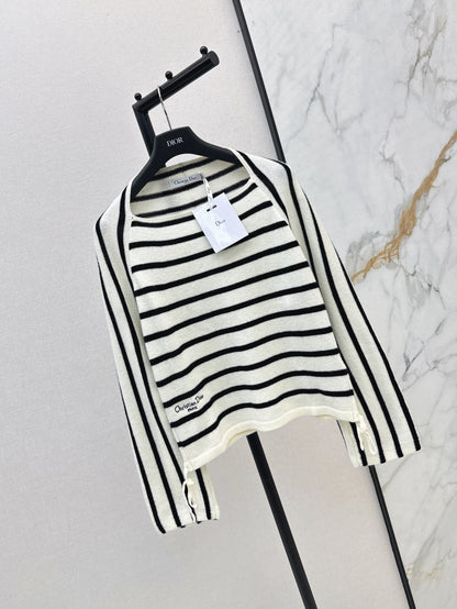 CD 25ss miss D sweater
