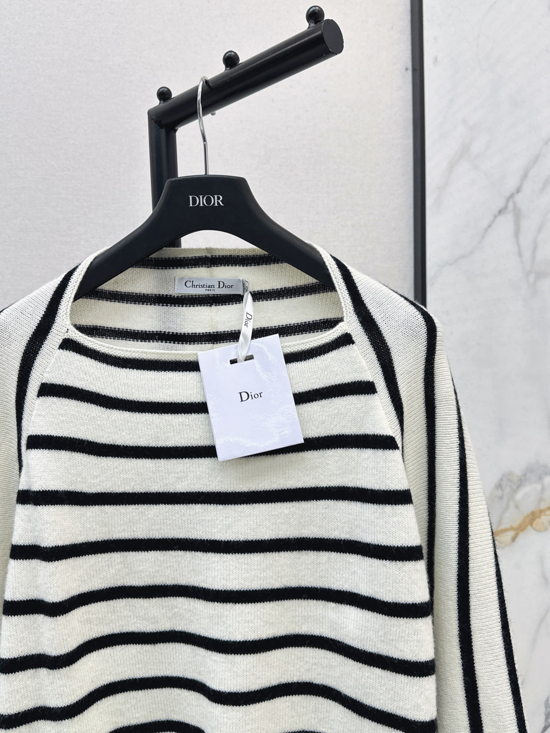 CD 25ss miss D sweater