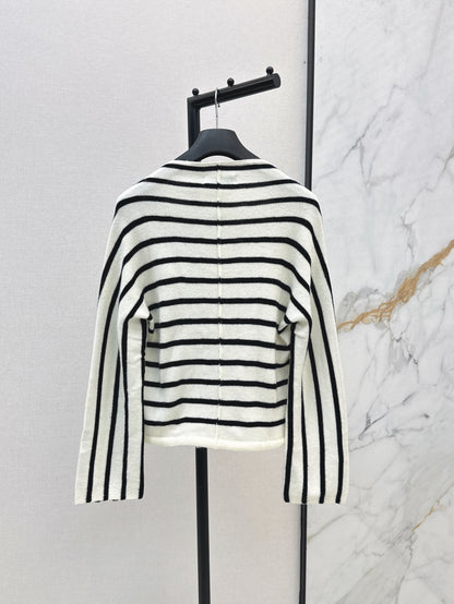 CD 25ss miss D sweater