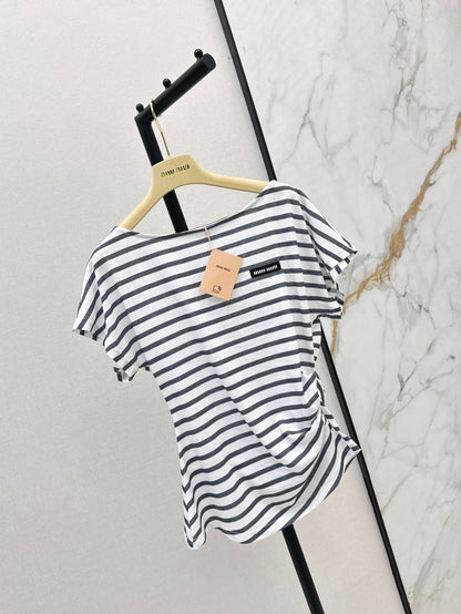 Miu 25ss off-shoulder t-shirt