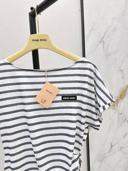 Miu 25ss off-shoulder t-shirt