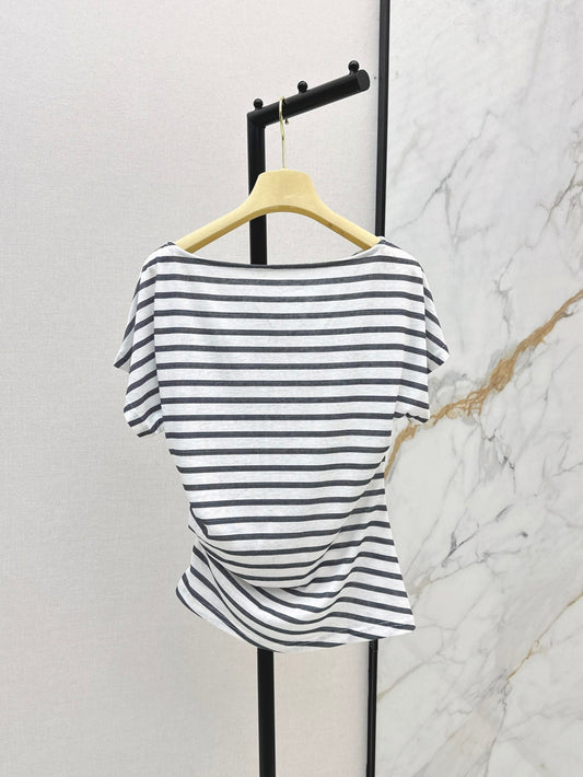 Miu 25ss off-shoulder t-shirt