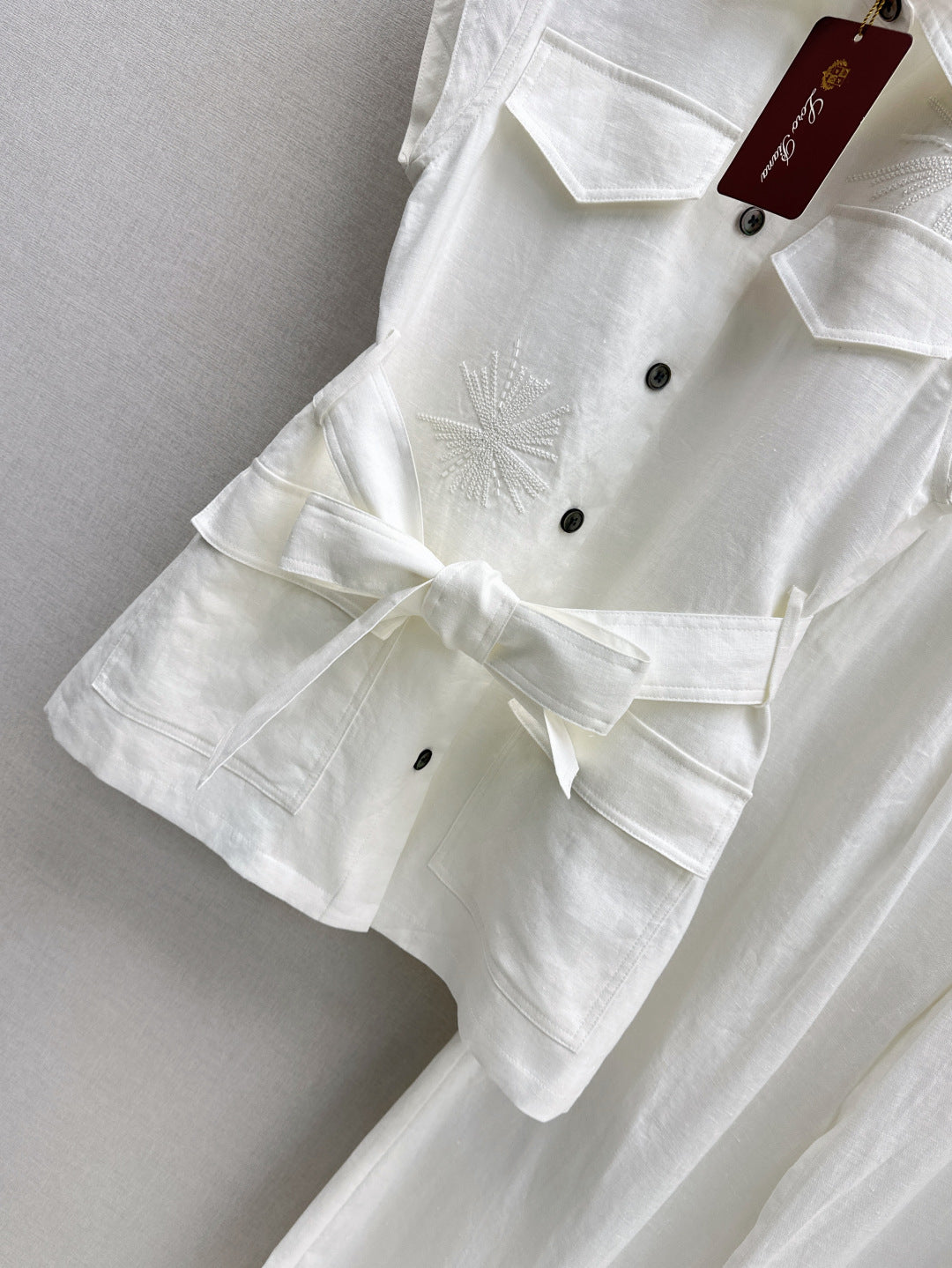 Loro 25ss linen embroidered suit
